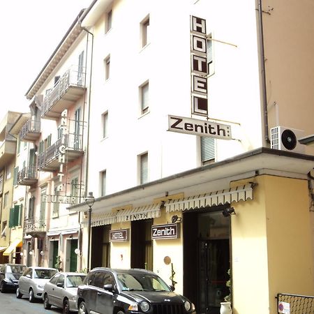 ホテルZenith モンテカティーニ・テルメ エクステリア 写真